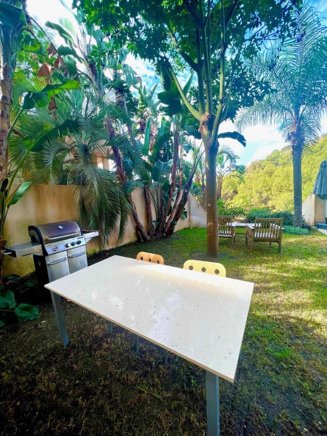 Villa Aguilas Club - Guest House Малага Екстер'єр фото