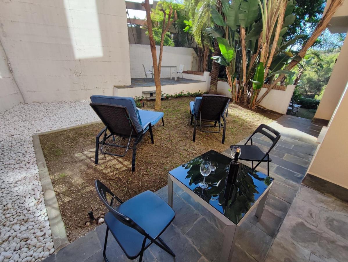 Villa Aguilas Club - Guest House Малага Екстер'єр фото